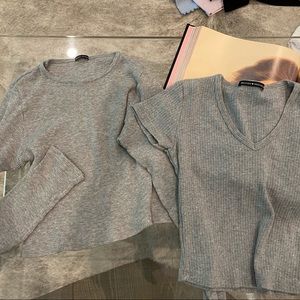 2 FOR 1! Brandy Melville Grey Tops Size xS 🌈